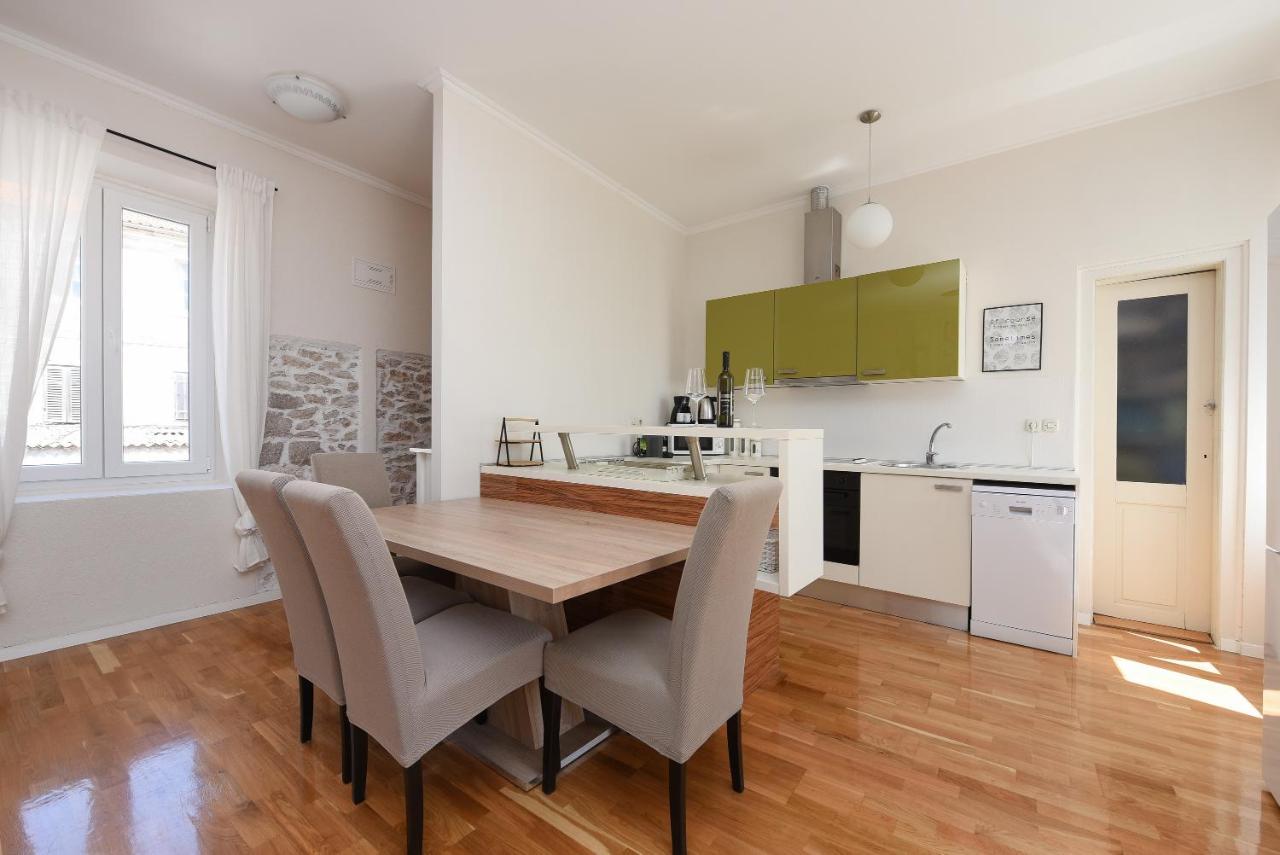 Apartment Karuzz ซาดาร์ ภายนอก รูปภาพ